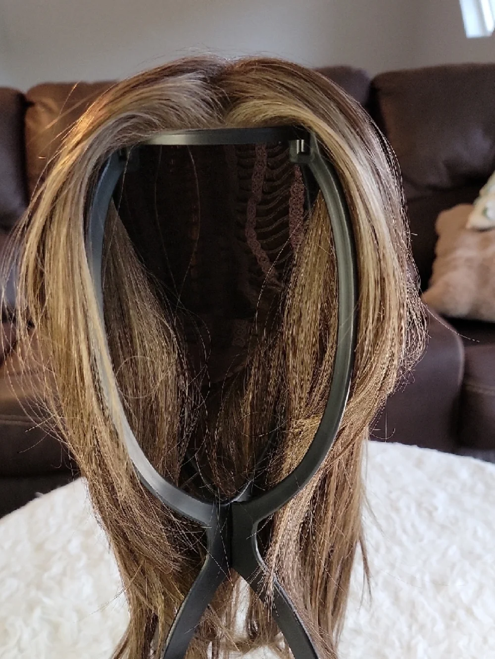 NWOT Scene Stealer Partial Monofilament Wig by Styles By Soma - Picture 8 of 14